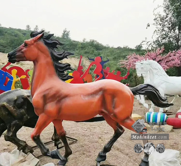 tượng ngựa trang trí bính ngọ