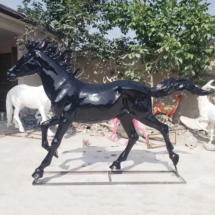 tượng ngựa để bàn bính ngọ